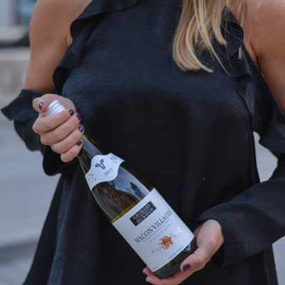 Hosting a Girls Fall Themed Wine Night