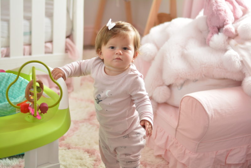 4 - in - 1 activity center